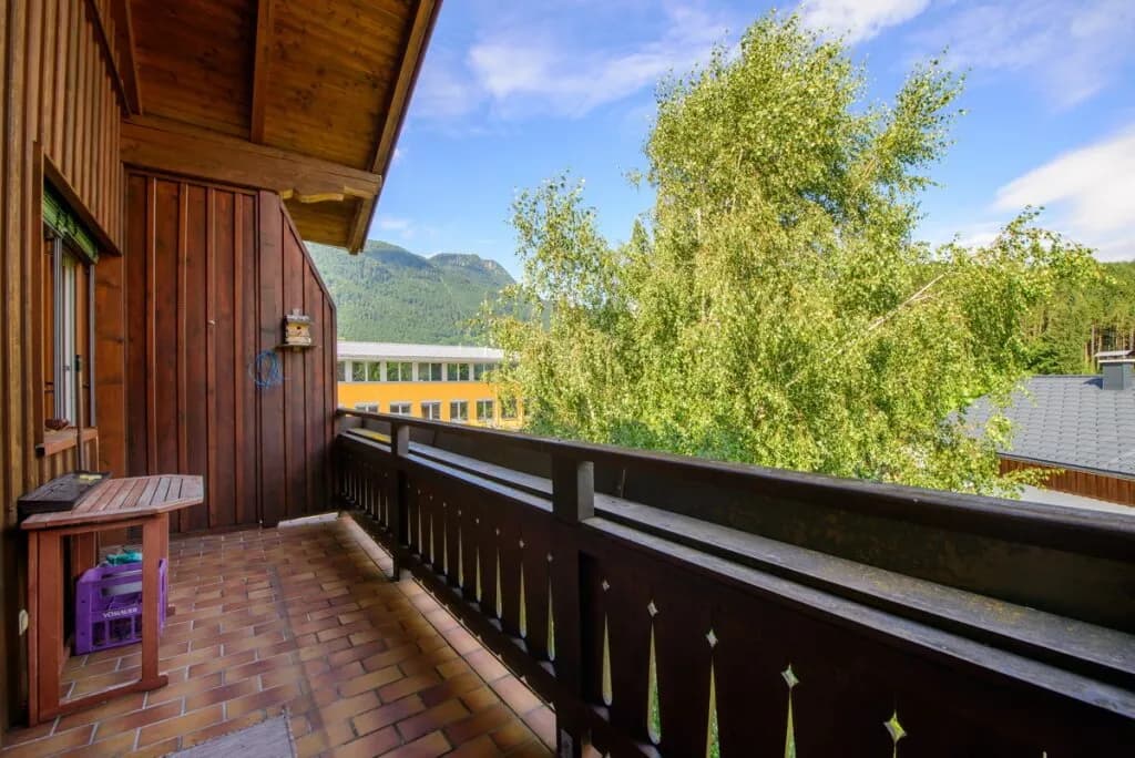 3-Zimmer-Wohnung mieten in Gmunden – 80 m², € 996 – Bild 2 von 8