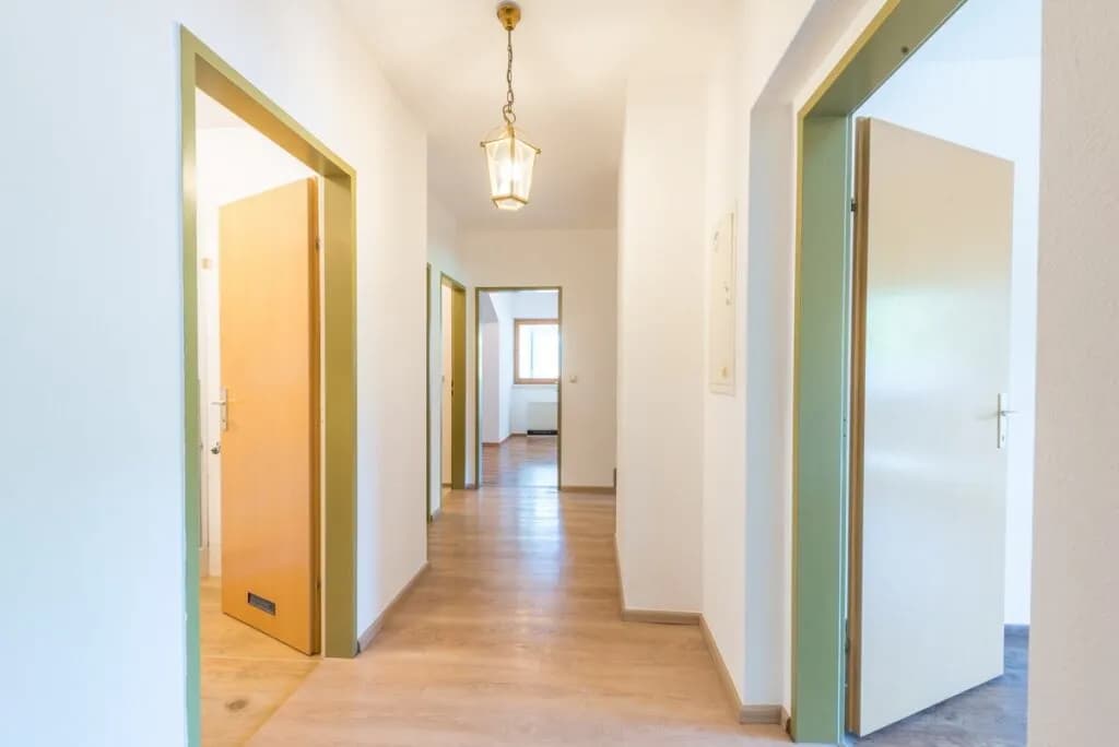 3-Zimmer-Wohnung mieten in Gmunden – 80 m², € 996 – Bild 3 von 8