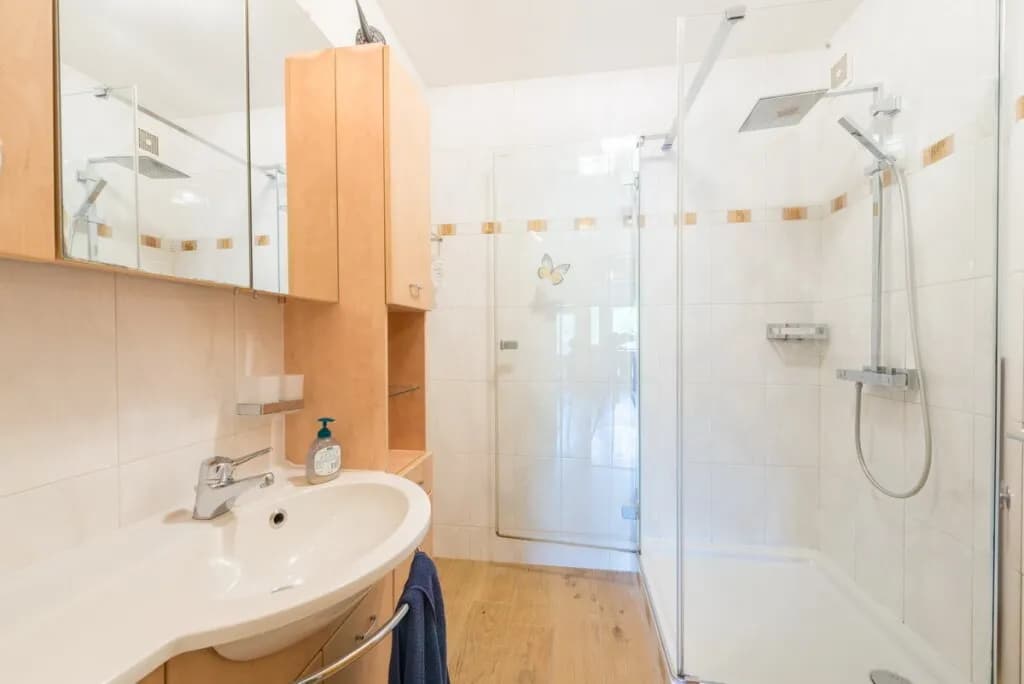 3-Zimmer-Wohnung mieten in Gmunden – 80 m², € 996 – Bild 5 von 8