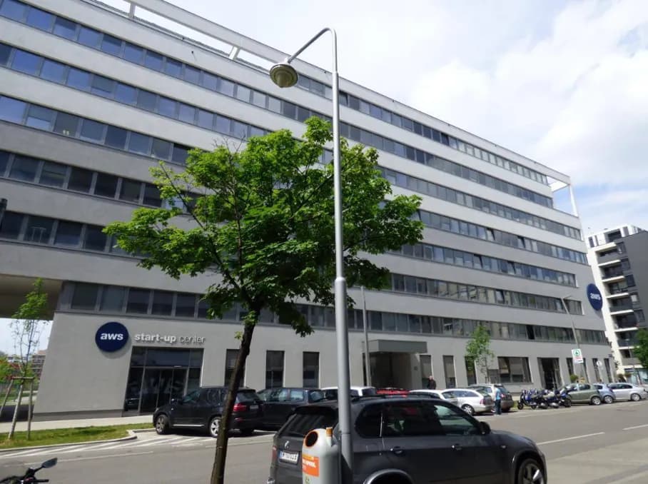 Gewerbeimmobilie mieten in Wien – 968 m² – Bild 2 von 16