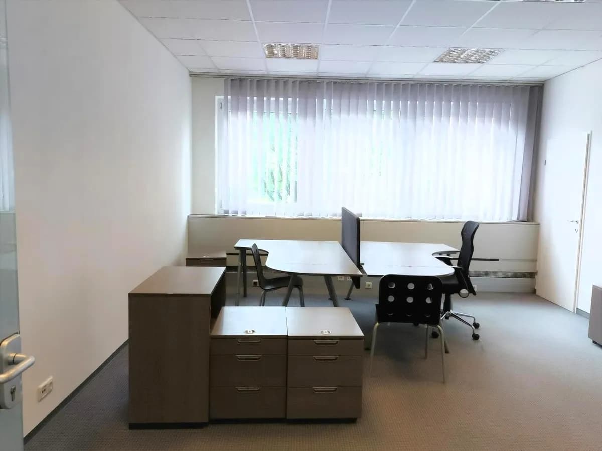 3-Zimmer-Gewerbeimmobilie mieten in Wels – 93 m², € 1.437 – Bild 3 von 8