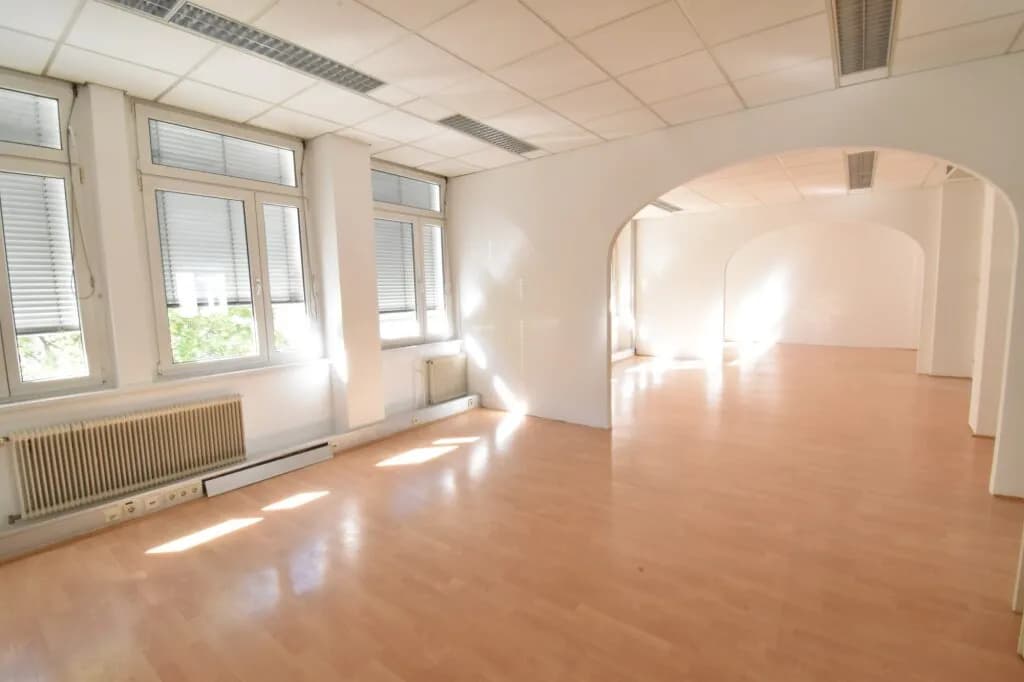 11-Zimmer-Gewerbeimmobilie mieten in Wien – 359 m², € 5.421 – Bild 4 von 6