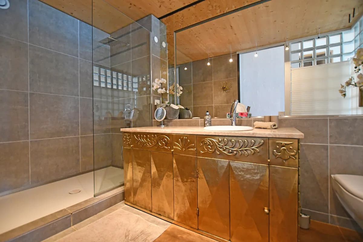 5-Zimmer-Wohnung kaufen in Gmunden – 150 m², € 2.190.000 – Bild 11 von 12