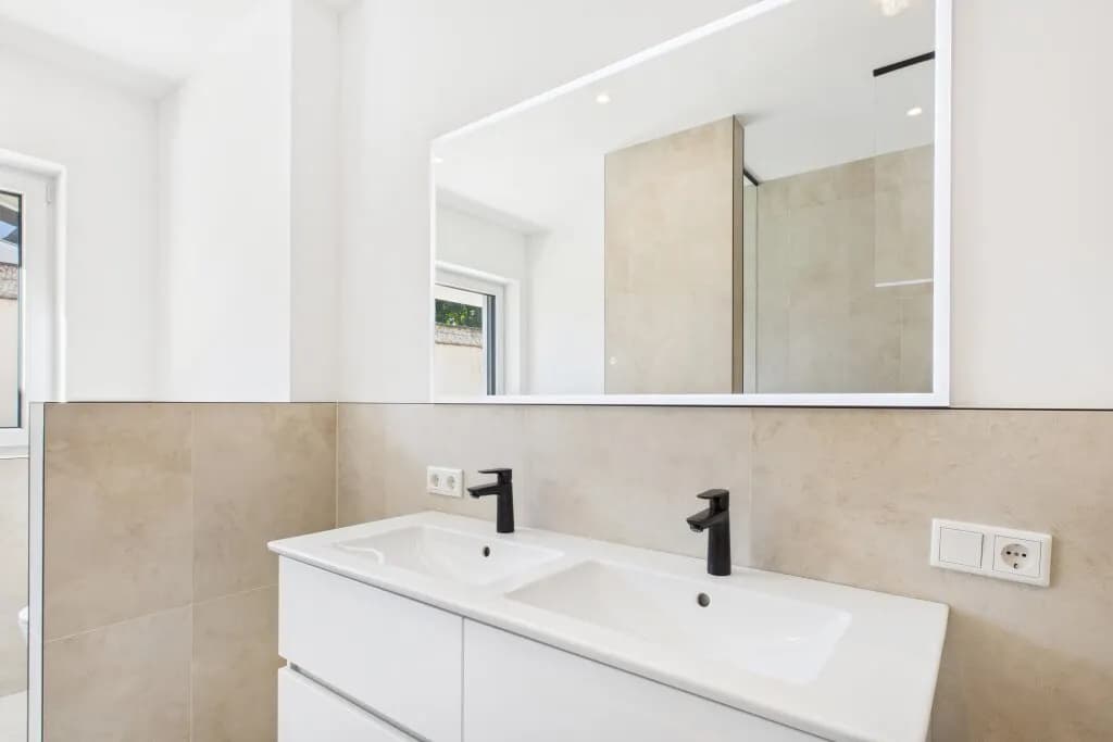 8-Zimmer-Gewerbeimmobilie kaufen in Kufstein – 224 m², € 1.525.000 – Bild 7 von 40