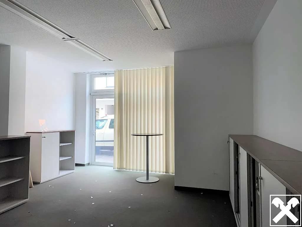 Gewerbeimmobilie mieten in Ried im Innkreis – 329 m² – Bild 2 von 9