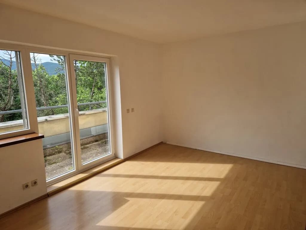 4-Zimmer-Immobilie mieten in Neunkirchen – 128,9 m², € 1.225 – Bild 6 von 14