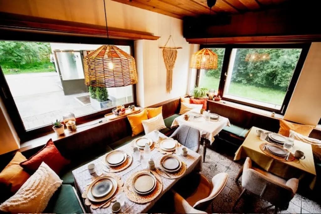 16-Zimmer-Gewerbeimmobilie kaufen in Schwaz – 312 m², € 2.700.000 – Bild 8 von 19