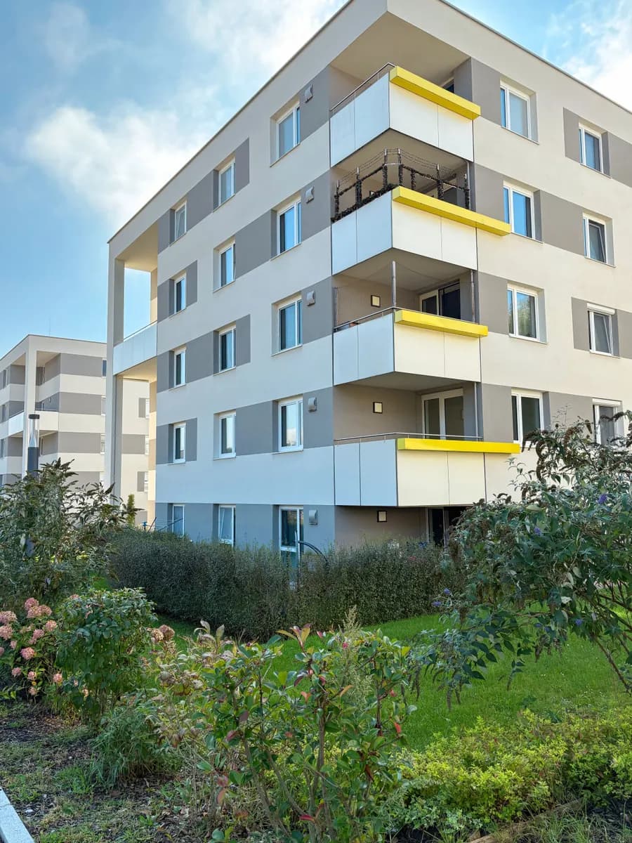3-Zimmer-Wohnung mieten in Perg – 76,72 m², € 898