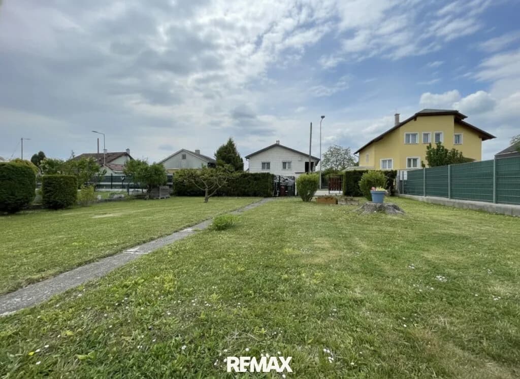 Grundstück kaufen in Baden – 588 m², € 238.000