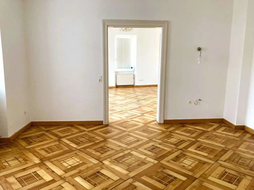 5-Zimmer-Gewerbeimmobilie kaufen in Gmunden – 117 m², € 369.000 – Bild 5 von 11