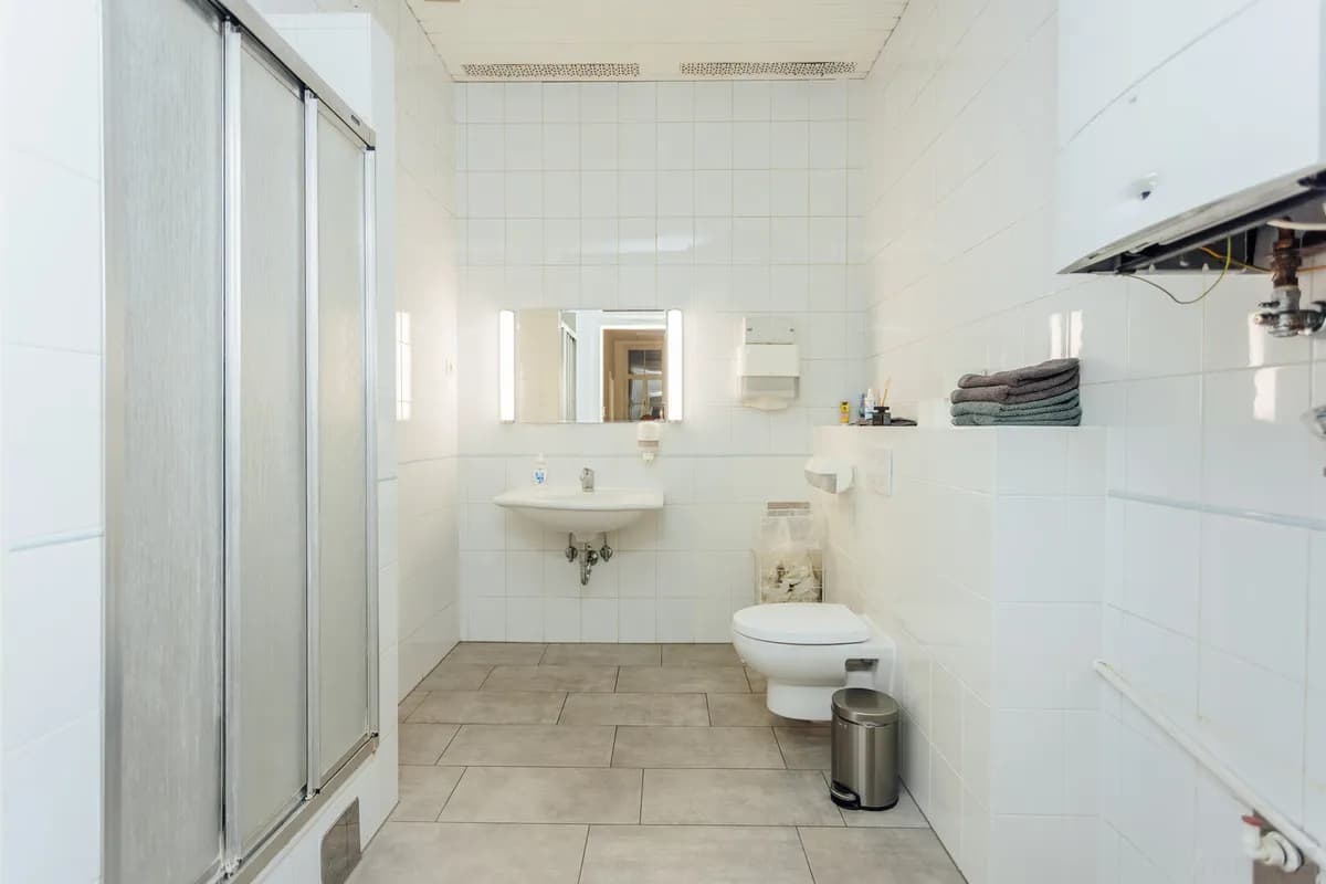 4-Zimmer-Gewerbeimmobilie mieten in Graz – 308 m², € 3.895 – Bild 11 von 31