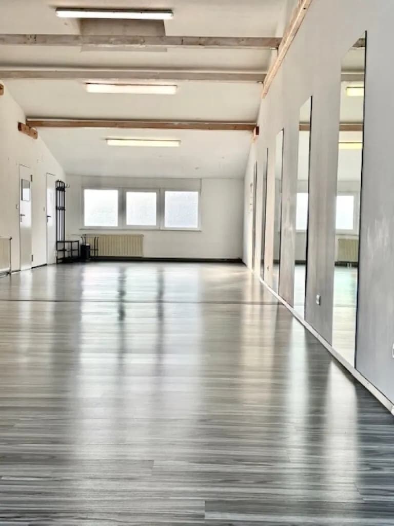 Gewerbeimmobilie mieten in Wels – 100 m², € 792 – Bild 3 von 6