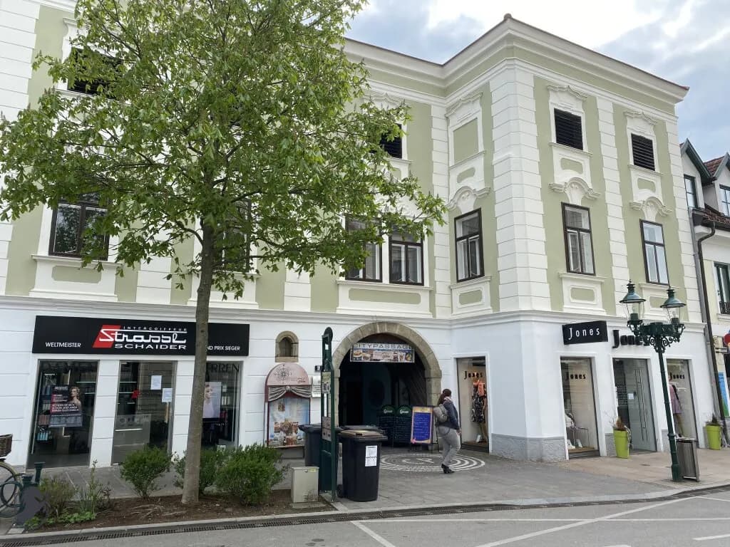 6-Zimmer-Wohnung kaufen in Tulln – 328,47 m² – Bild 2 von 26