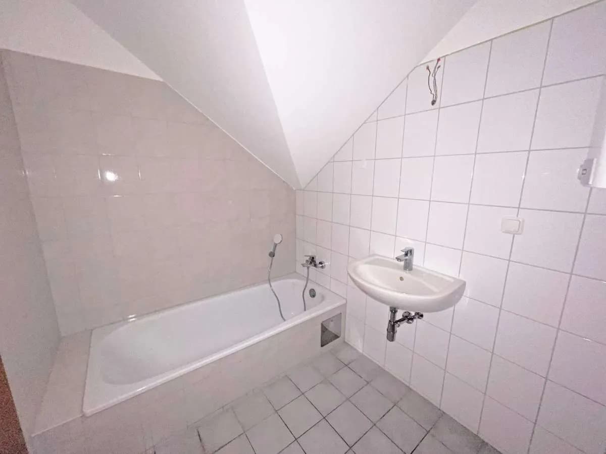 3-Zimmer-Wohnung mieten in Amstetten – 72,63 m², € 700 – Bild 12 von 14