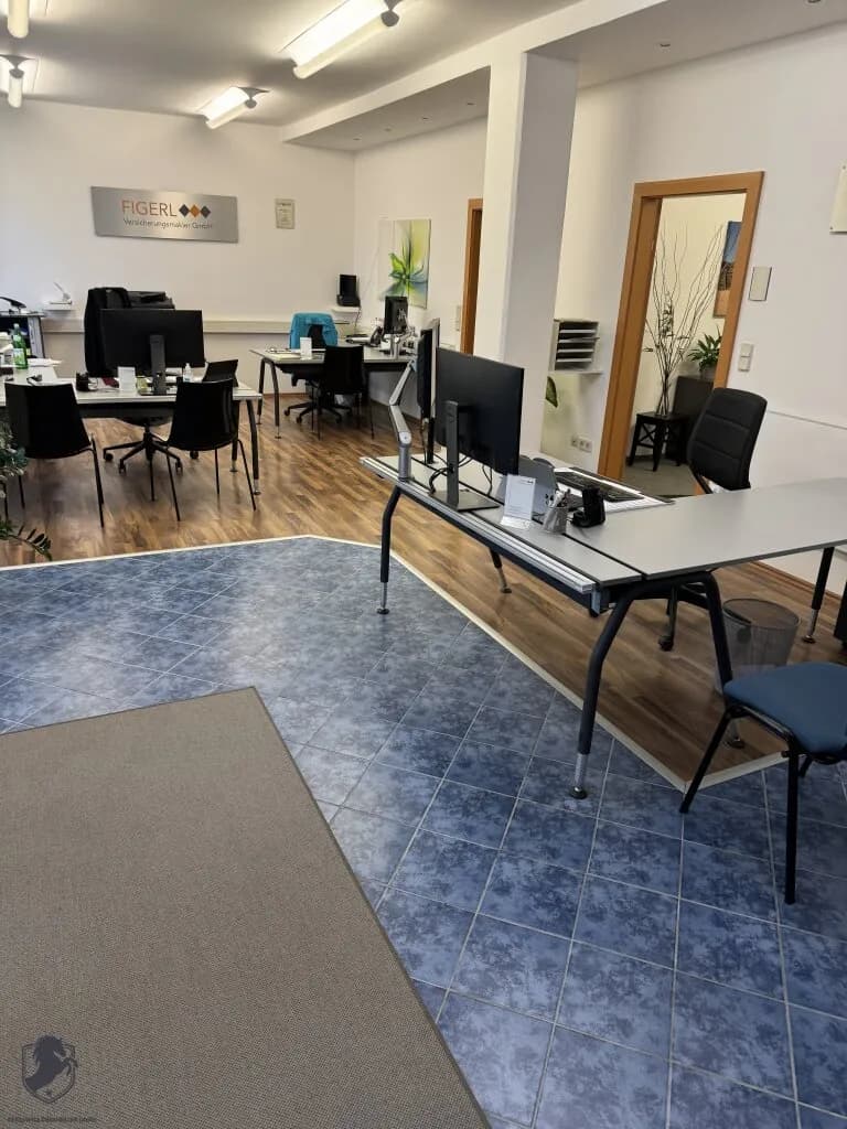 8-Zimmer-Gewerbeimmobilie kaufen in Korneuburg – 320 m², € 1.300.000 – Bild 7 von 32