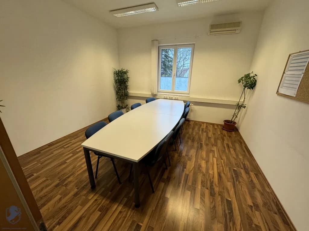 8-Zimmer-Gewerbeimmobilie kaufen in Korneuburg – 320 m², € 1.300.000 – Bild 12 von 32