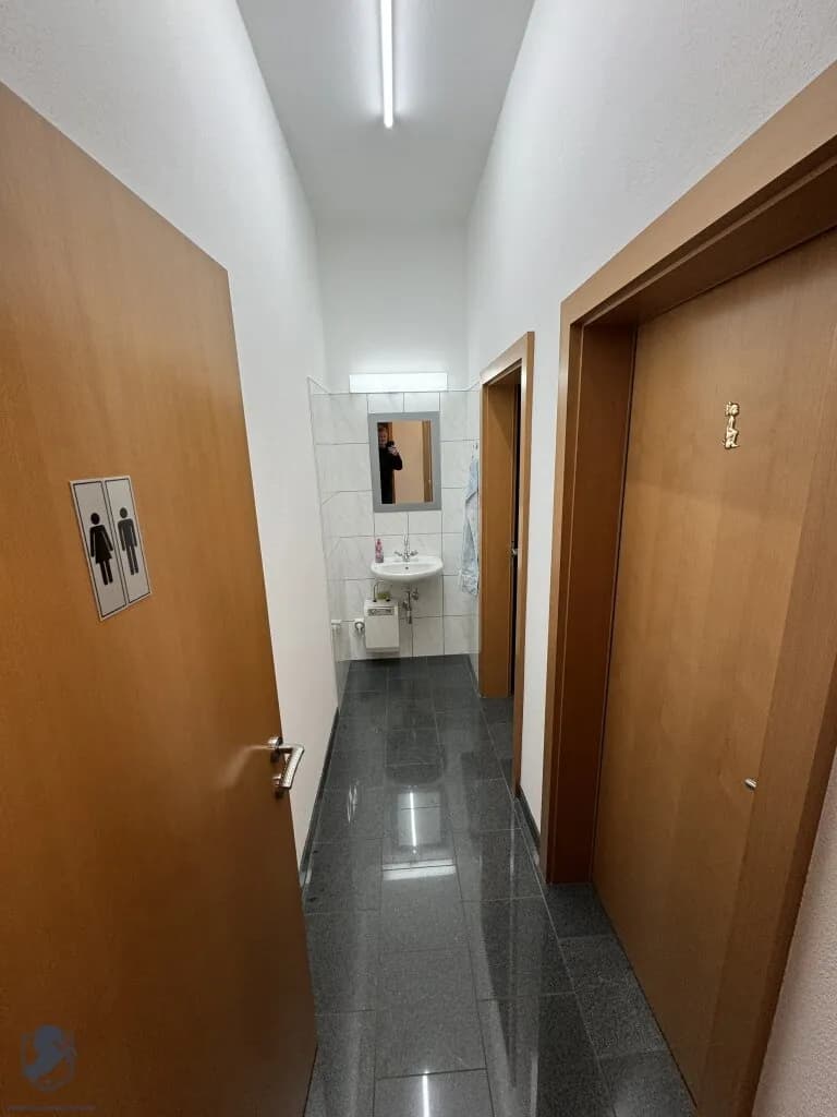 8-Zimmer-Gewerbeimmobilie kaufen in Korneuburg – 320 m², € 1.300.000 – Bild 25 von 32