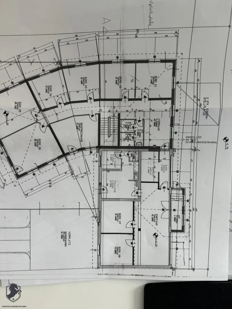 8-Zimmer-Gewerbeimmobilie kaufen in Korneuburg – 320 m², € 1.300.000 – Bild 30 von 32