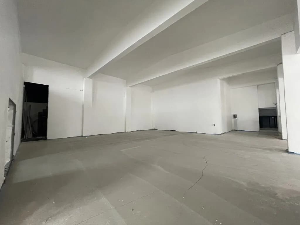 Gewerbeimmobilie mieten in Wiener Neustadt Land – 388 m², € 3.119 – Bild 3 von 16