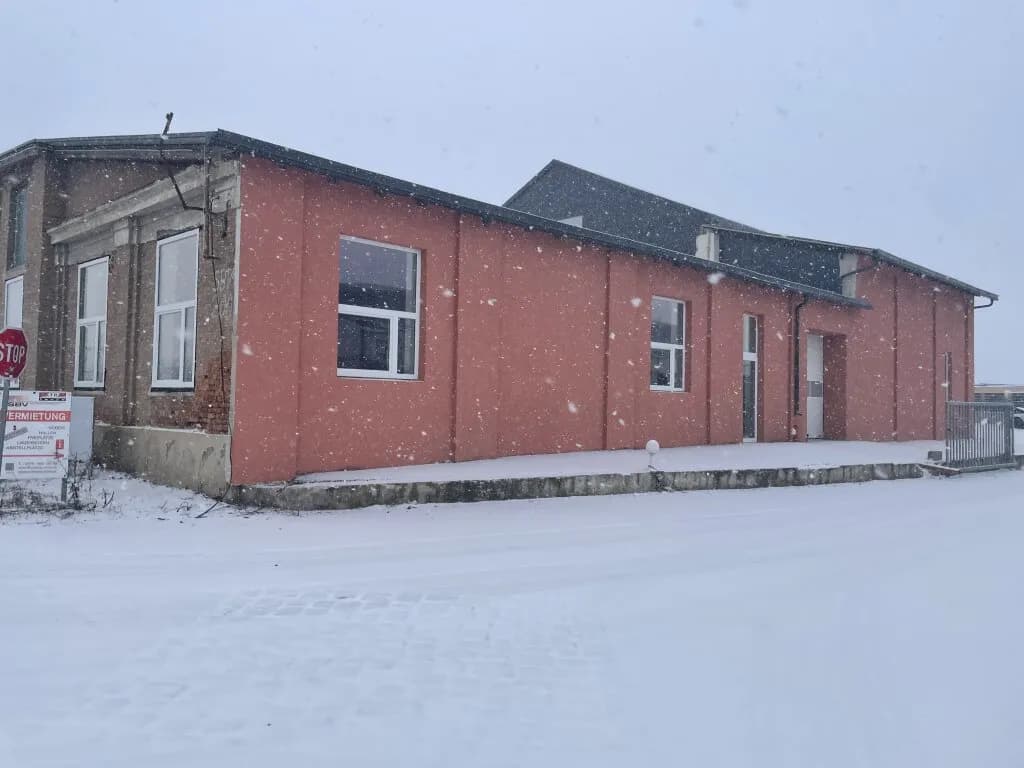 Gewerbeimmobilie mieten in Wiener Neustadt Land – 388 m², € 3.119 – Bild 6 von 16
