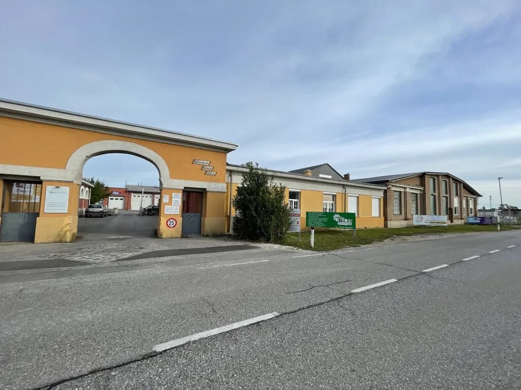 Gewerbeimmobilie mieten in Wiener Neustadt Land – 388 m², € 3.119 – Bild 13 von 16
