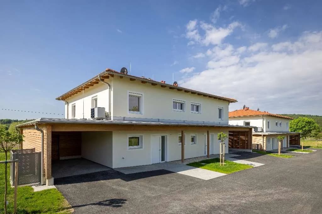 4-Zimmer-Haus mieten in Güssing – 135,9 m², € 1.081 – Bild 2 von 3