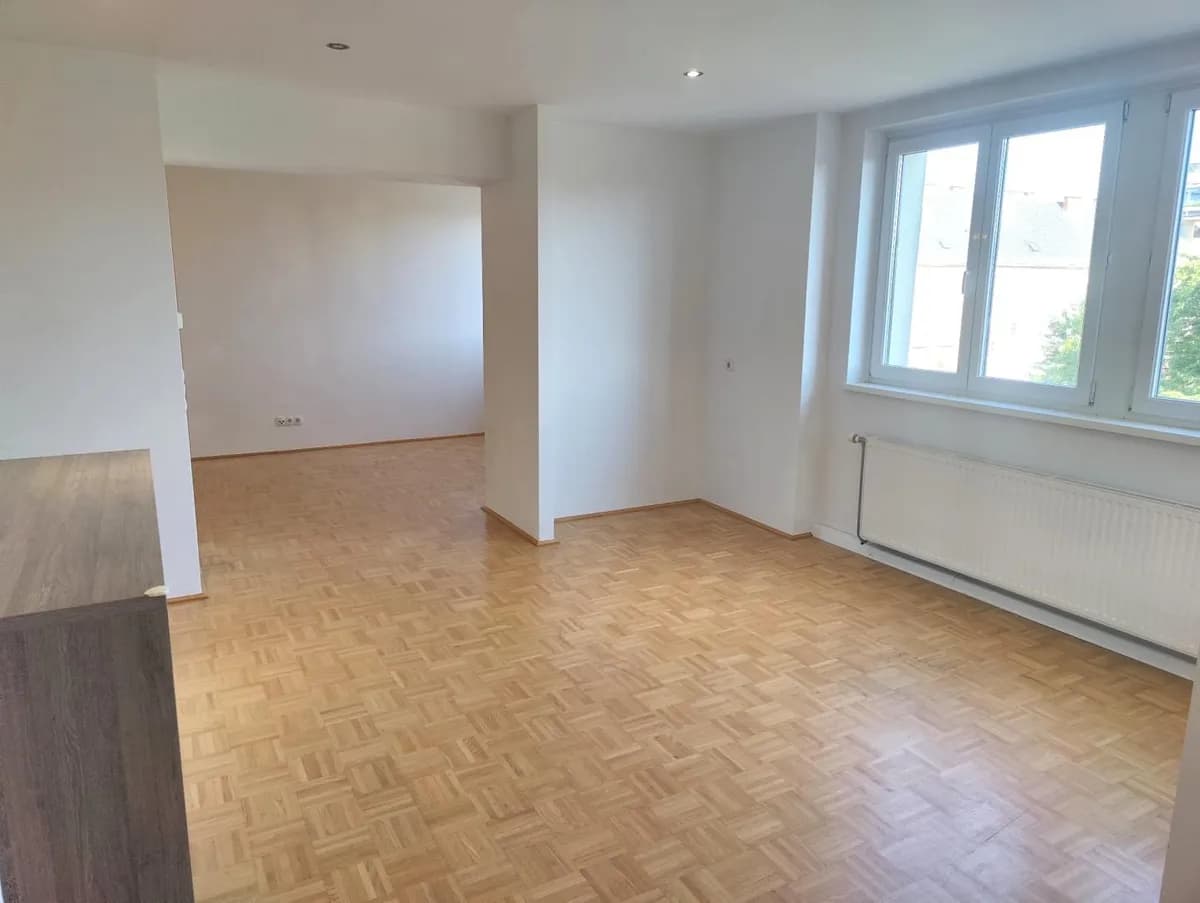 4-Zimmer-Wohnung mieten in Linz – 116 m², € 1.397