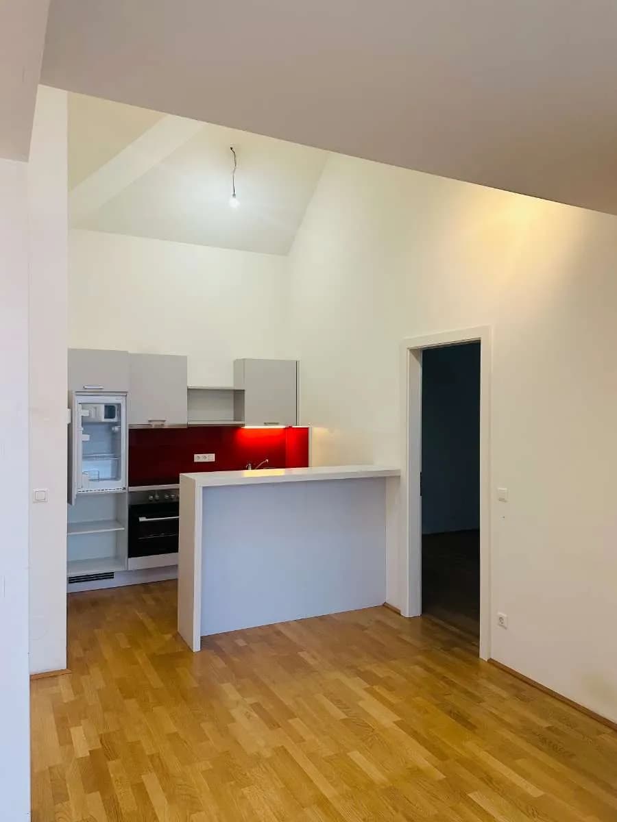2-Zimmer-Wohnung mieten in Deutschlandsberg – 69,2 m², € 784 – Bild 2 von 6