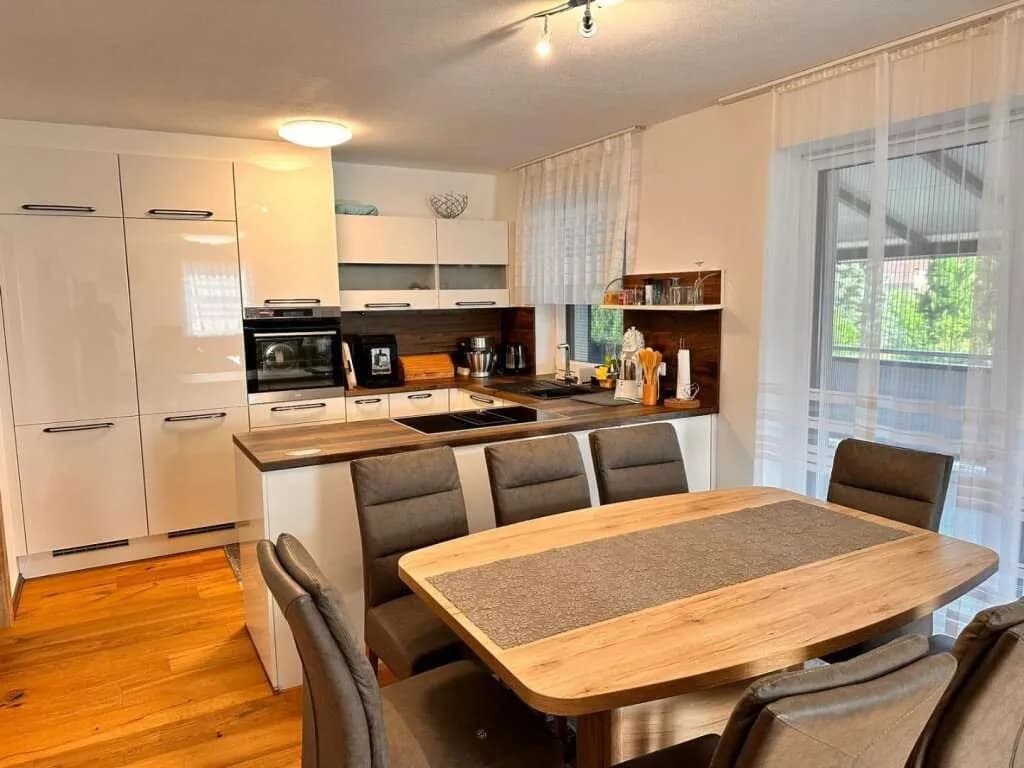 8-Zimmer-Haus kaufen in Ried im Innkreis – 190 m², € 629.900 – Bild 2 von 23