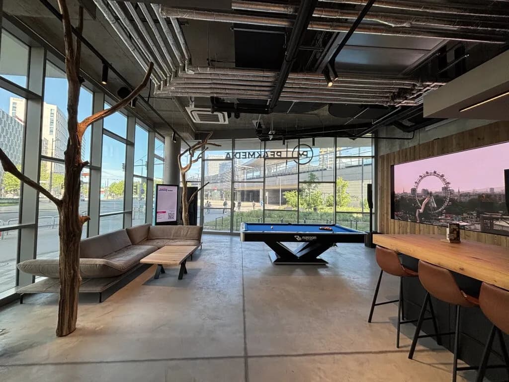 1-Zimmer-Gewerbeimmobilie mieten in Wien – 198 m², € 4.612 – Bild 2 von 14