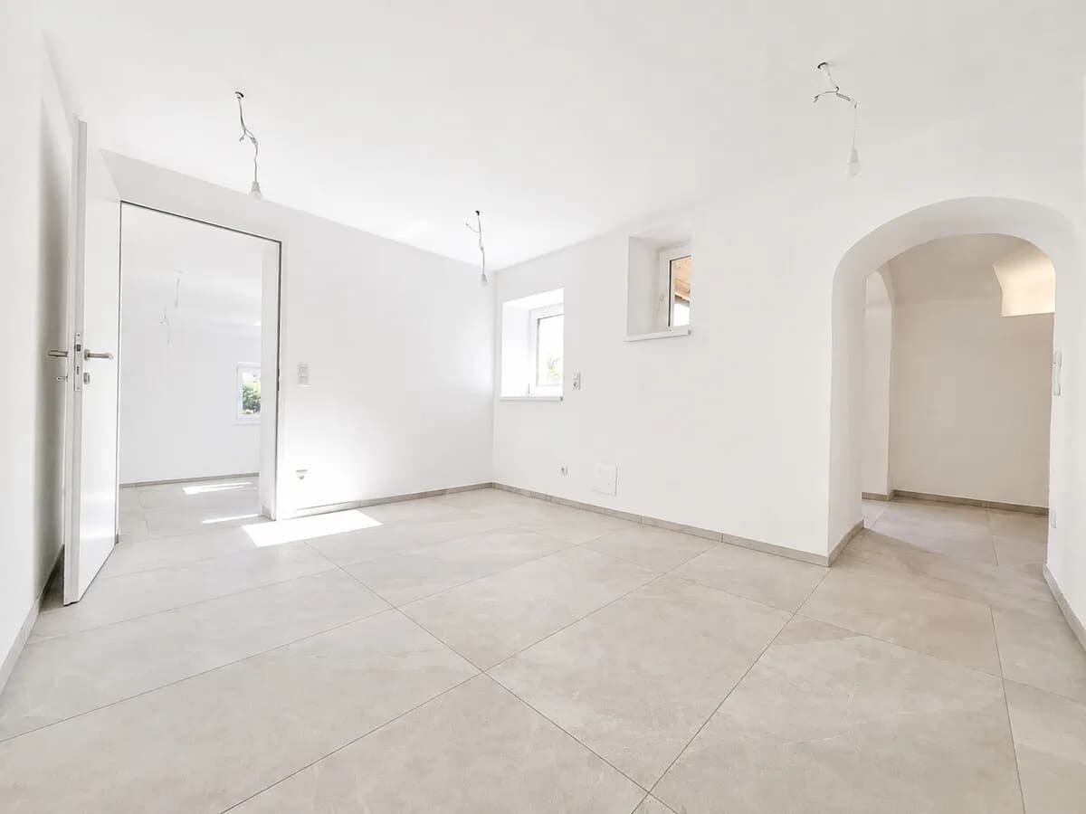 3-Zimmer-Wohnung kaufen in Steyr – 82 m², € 168.000 – Bild 2 von 24