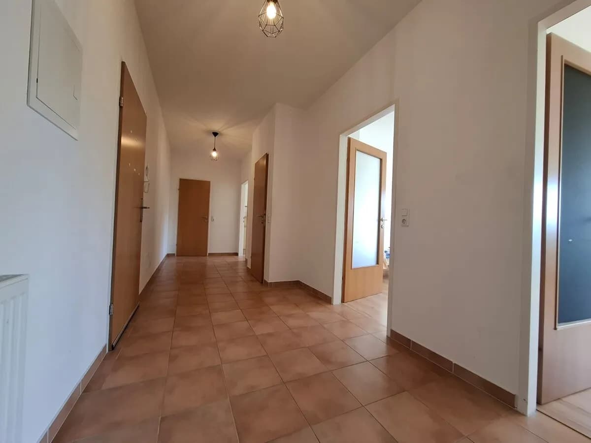 3-Zimmer-Wohnung mieten in Steyr – 84,04 m², € 820 – Bild 10 von 16