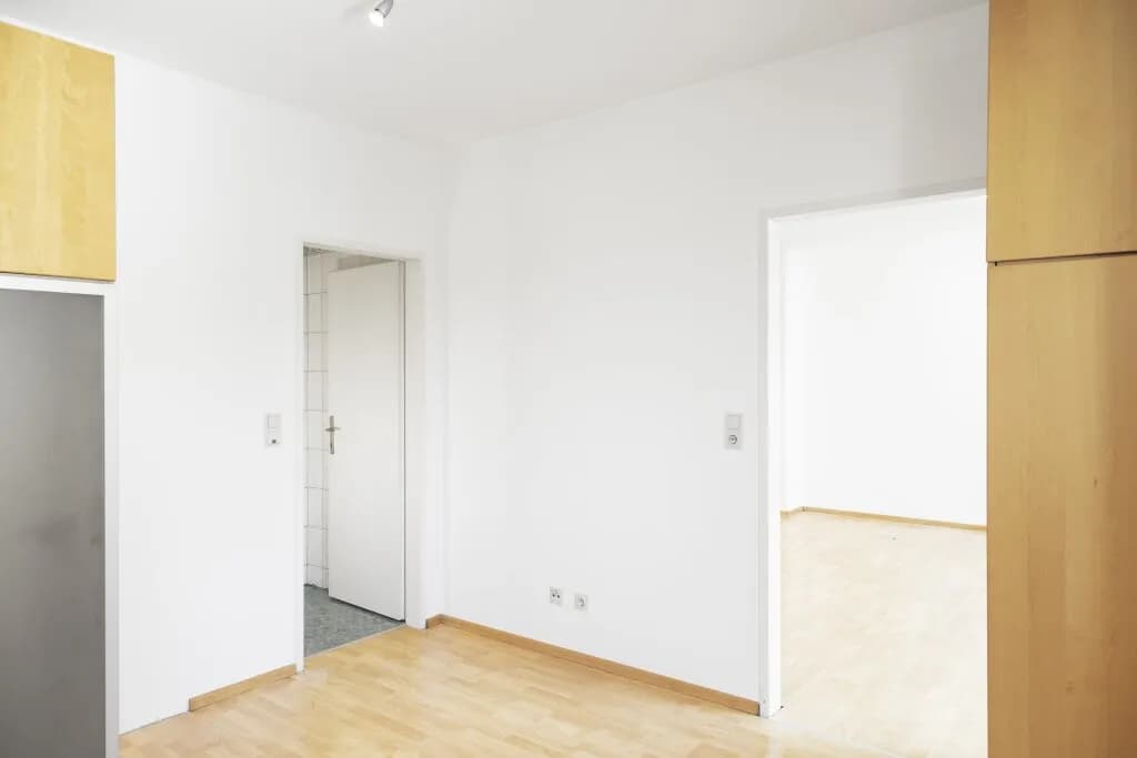 2-Zimmer-Wohnung kaufen in Baden – 60 m², € 189.000 – Bild 12 von 15