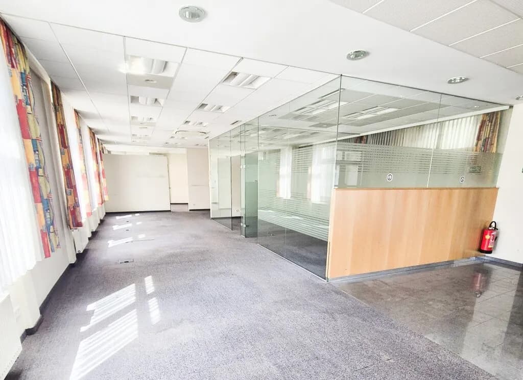 Gewerbeimmobilie kaufen in Gmünd – 859 m², € 400.000 – Bild 3 von 7