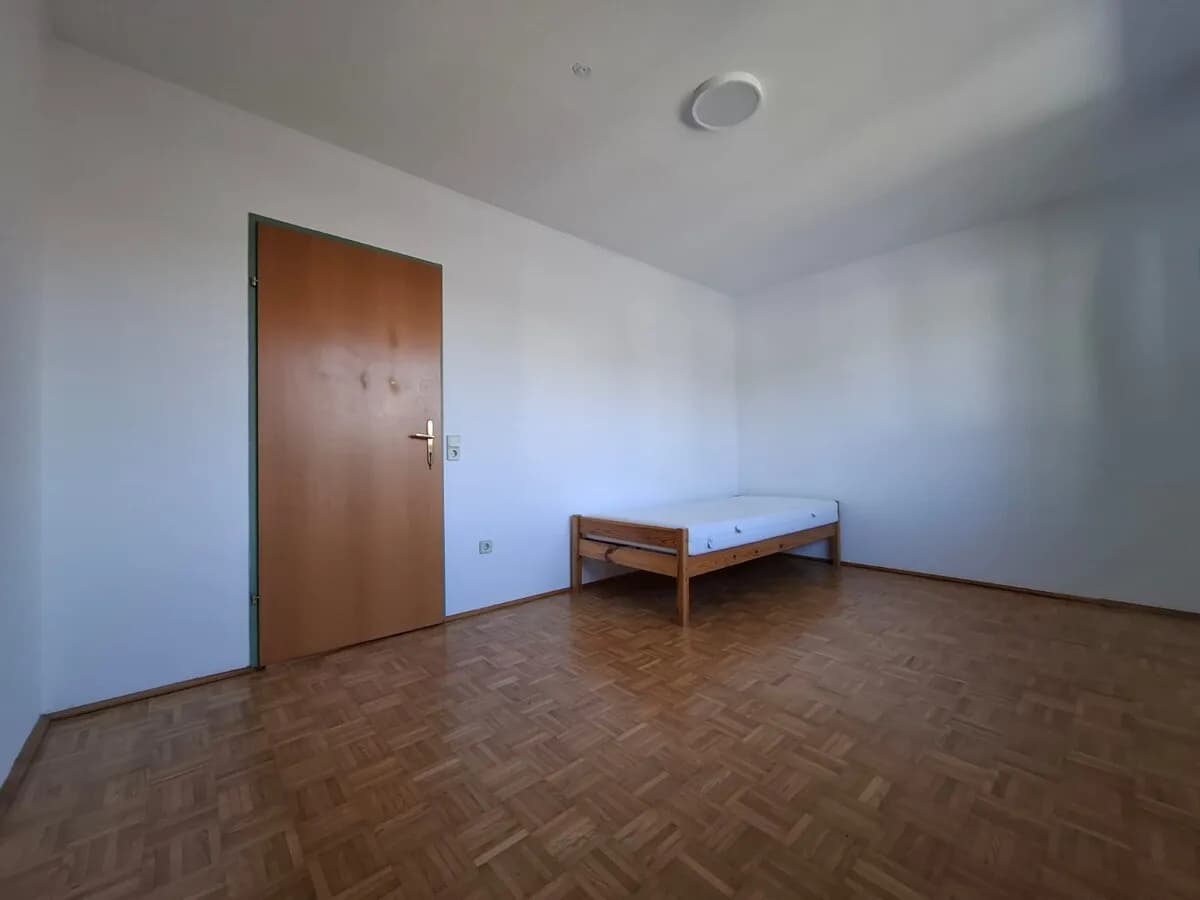 2-Zimmer-Wohnung mieten in Steyr – 93,07 m², € 914 – Bild 8 von 15
