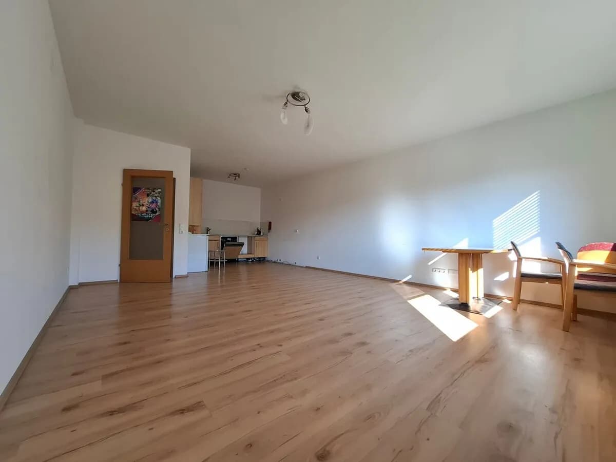 2-Zimmer-Wohnung mieten in Steyr – 80,01 m², € 781 – Bild 3 von 13