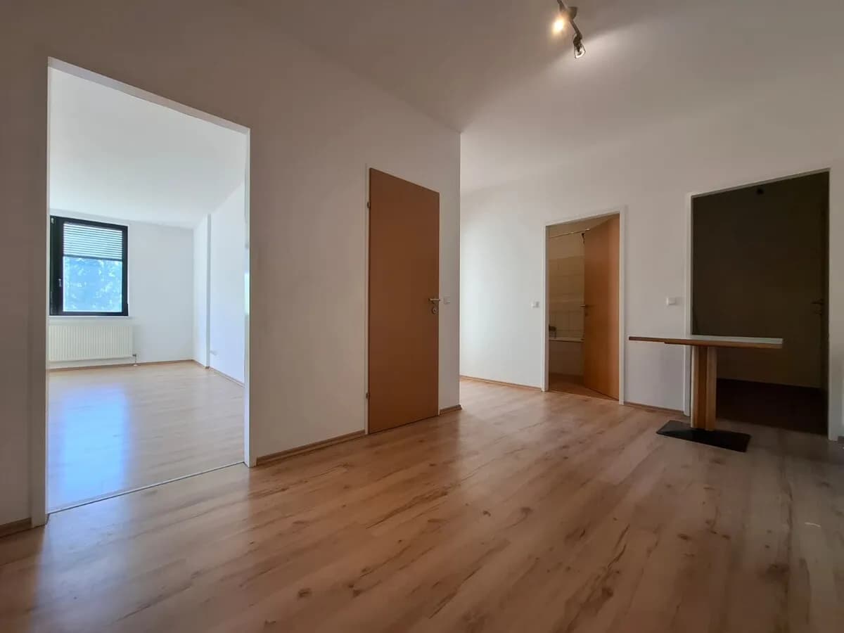 2-Zimmer-Wohnung mieten in Steyr – 80,01 m², € 781 – Bild 6 von 13