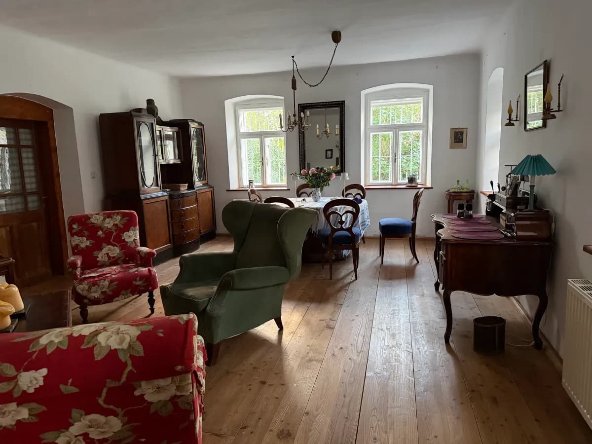 7-Zimmer-Immobilie kaufen in Neunkirchen – 224 m², € 750.000 – Bild 9 von 19