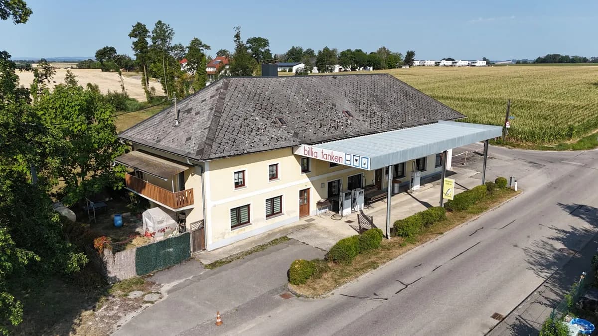Haus kaufen in Wels-Land – 288 m², € 525.000