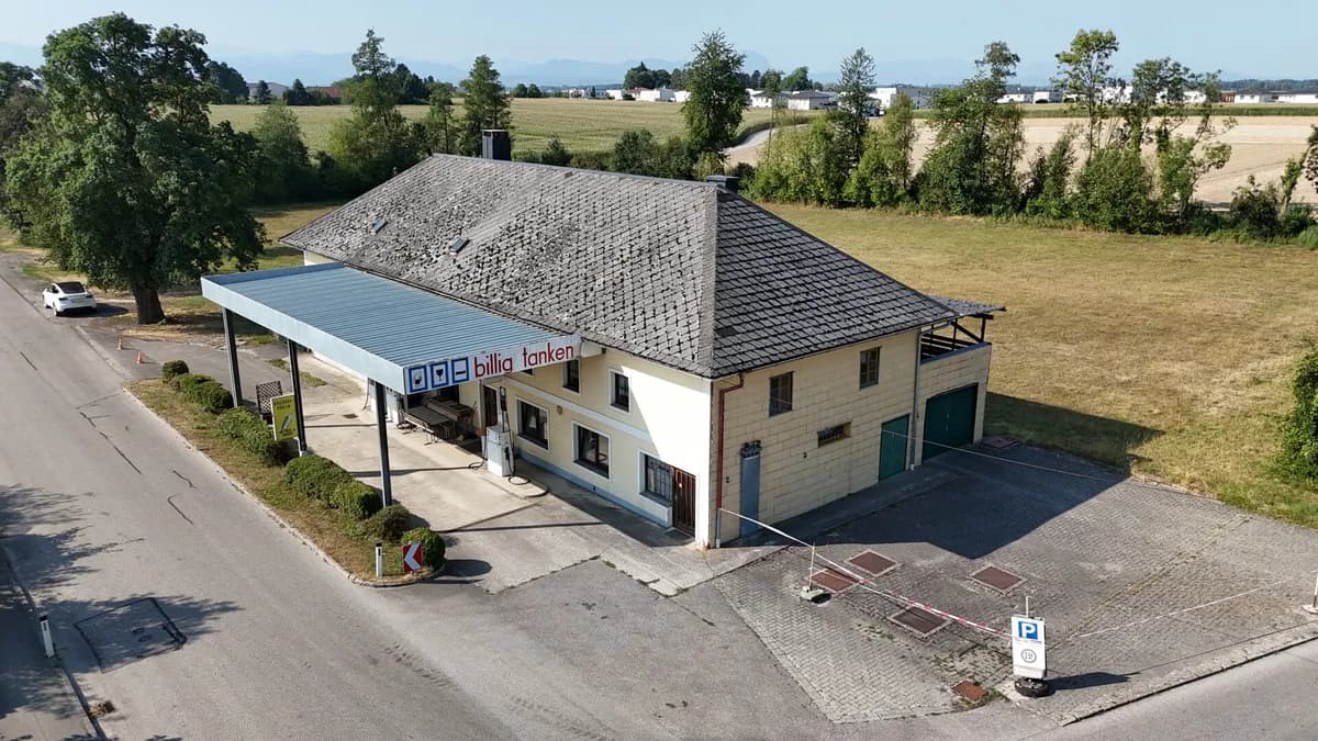 Haus kaufen in Wels-Land – 288 m², € 525.000 – Bild 2 von 16