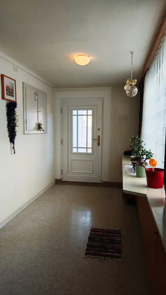 5-Zimmer-Haus mieten in Neunkirchen – 168 m², € 1.500 – Bild 6 von 23