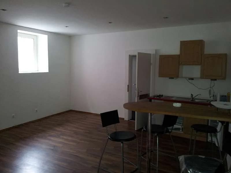 Gewerbeimmobilie mieten in Villach Land – 177 m², € 1.140 – Bild 5 von 9