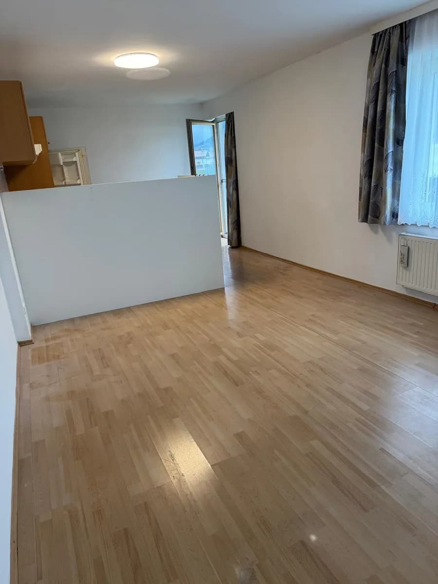 2-Zimmer-Wohnung mieten in Kitzbühel – 63 m², € 1.060 – Bild 8 von 11