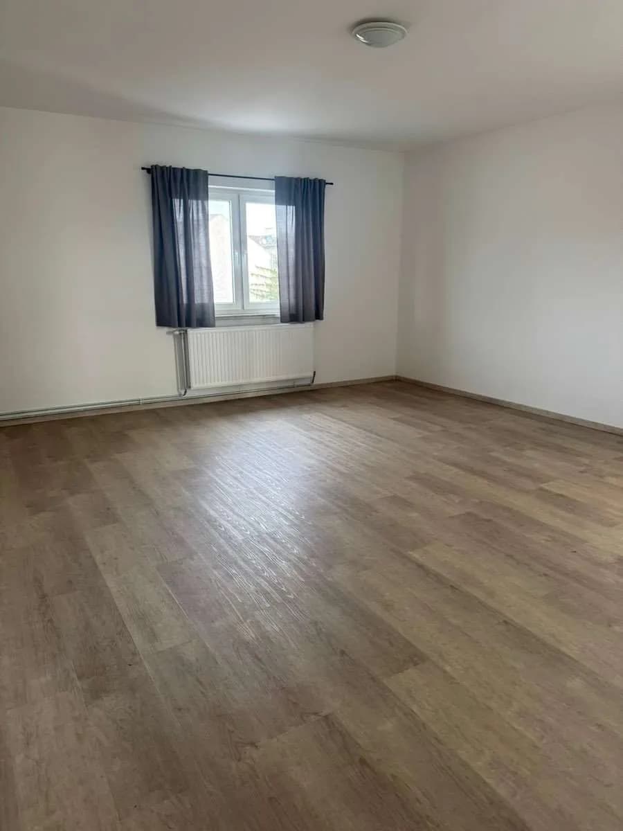 3-Zimmer-Wohnung mieten in Baden – 110 m², € 1.329 – Bild 3 von 12