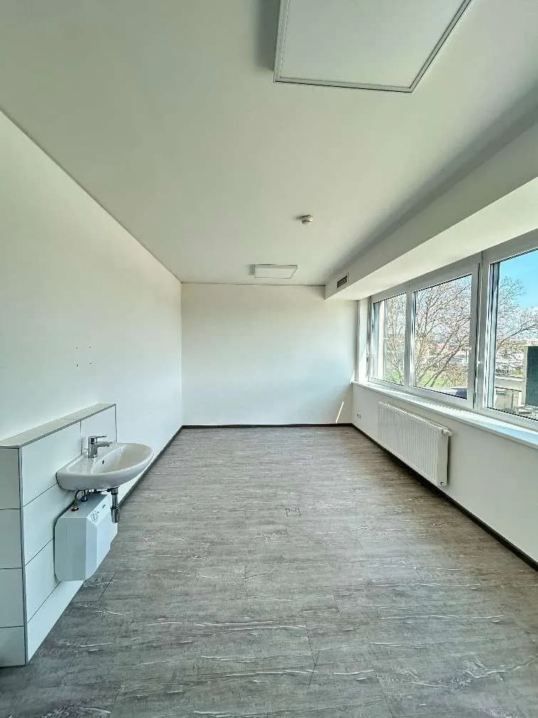 Gewerbeimmobilie mieten in Graz – 280 m², € 4.711 – Bild 3 von 11