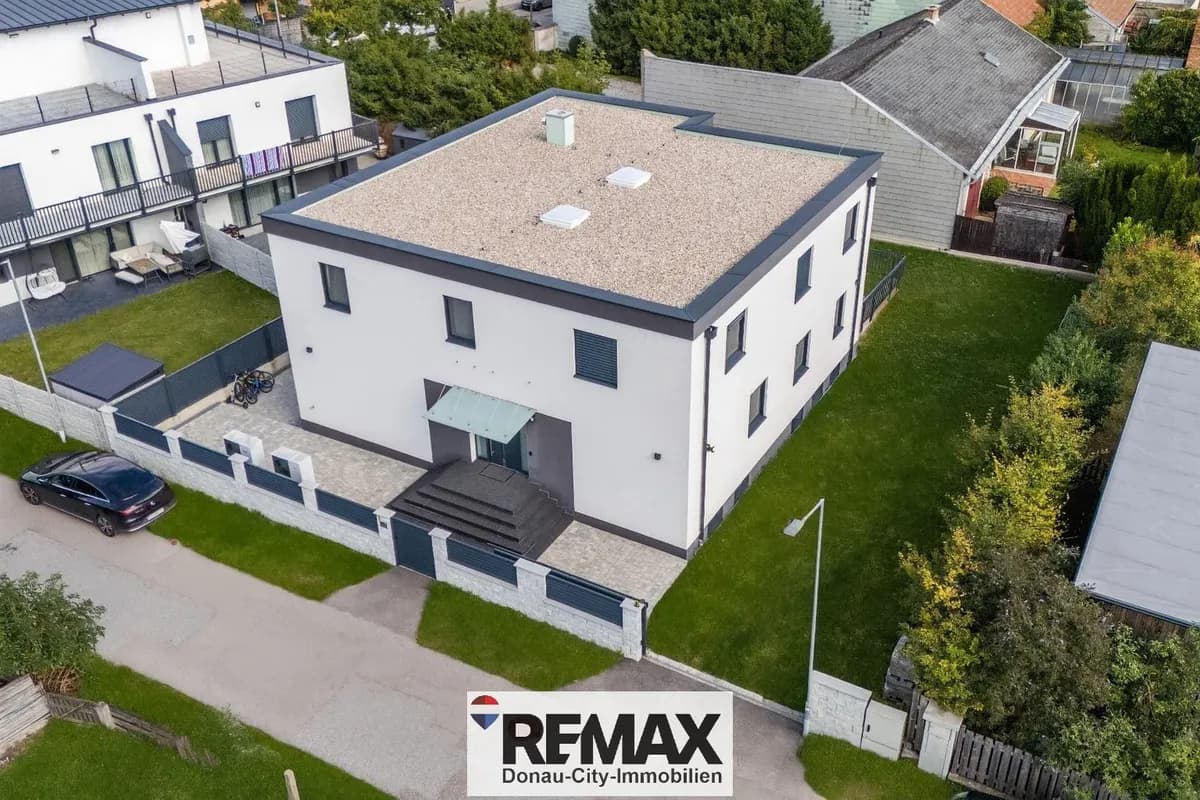 8-Zimmer-Haus kaufen in Bruck an der Leitha – 320,2 m², € 1.200.000