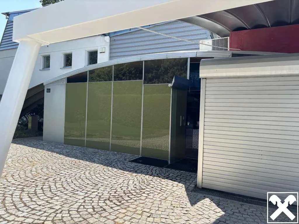 Gewerbeimmobilie mieten in Perg – 143 m², € 1.089