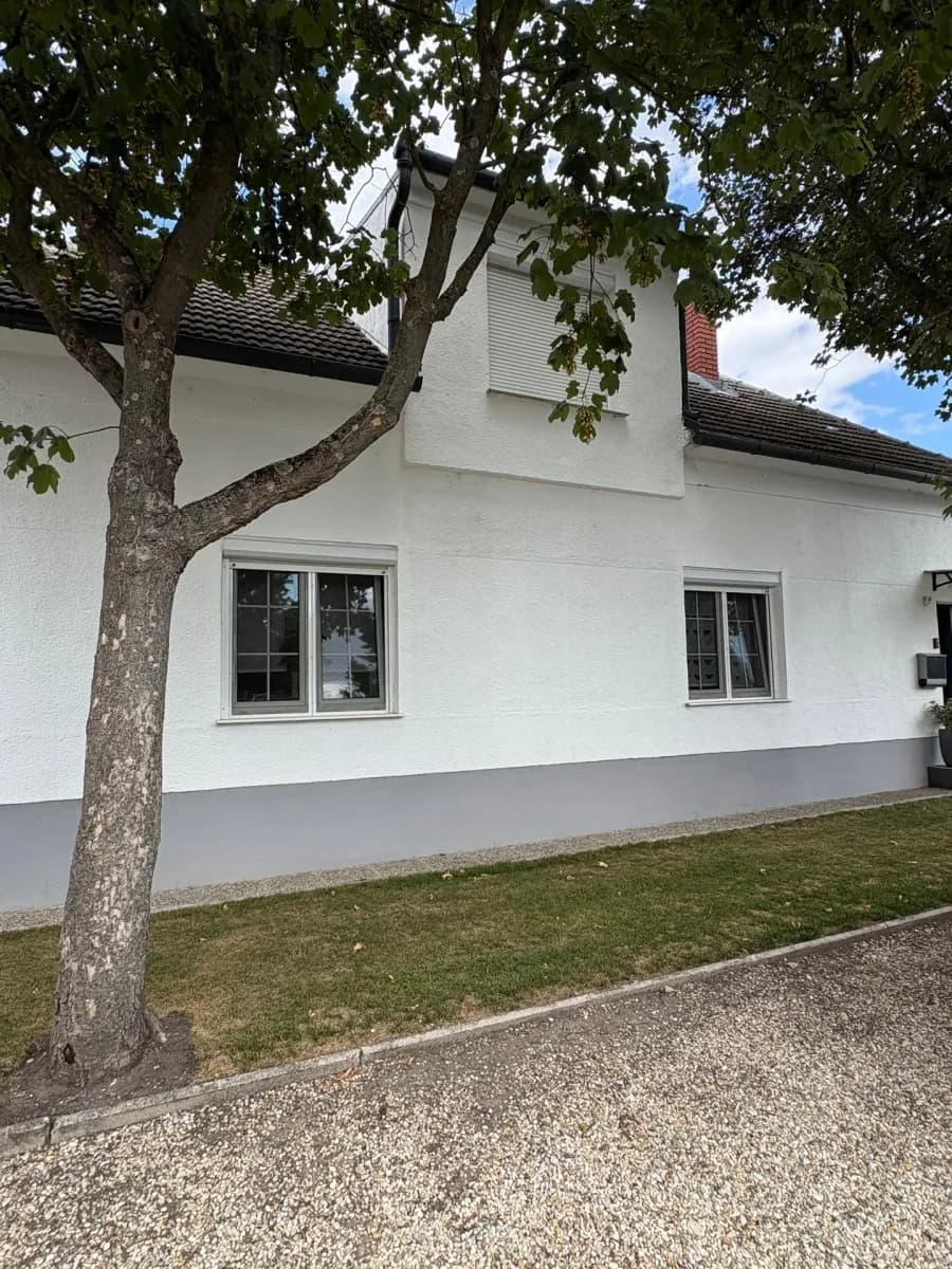 3-Zimmer-Haus kaufen in Neusiedl am See – 100 m², € 270.000 – Bild 1 von 7