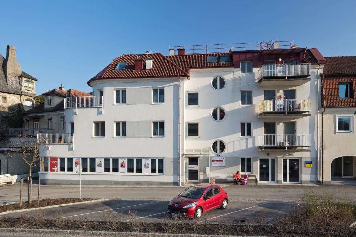 4-Zimmer-Gewerbeimmobilie mieten in Melk – 248,35 m², € 1.980