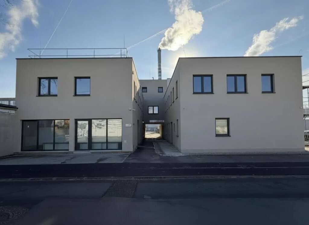 10-Zimmer-Gewerbeimmobilie mieten in Linz – 440 m², € 5.050
